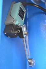 HBM Pont élévateur hydraulique professionnel à 2 colonnes 4 tonnes – Image 8